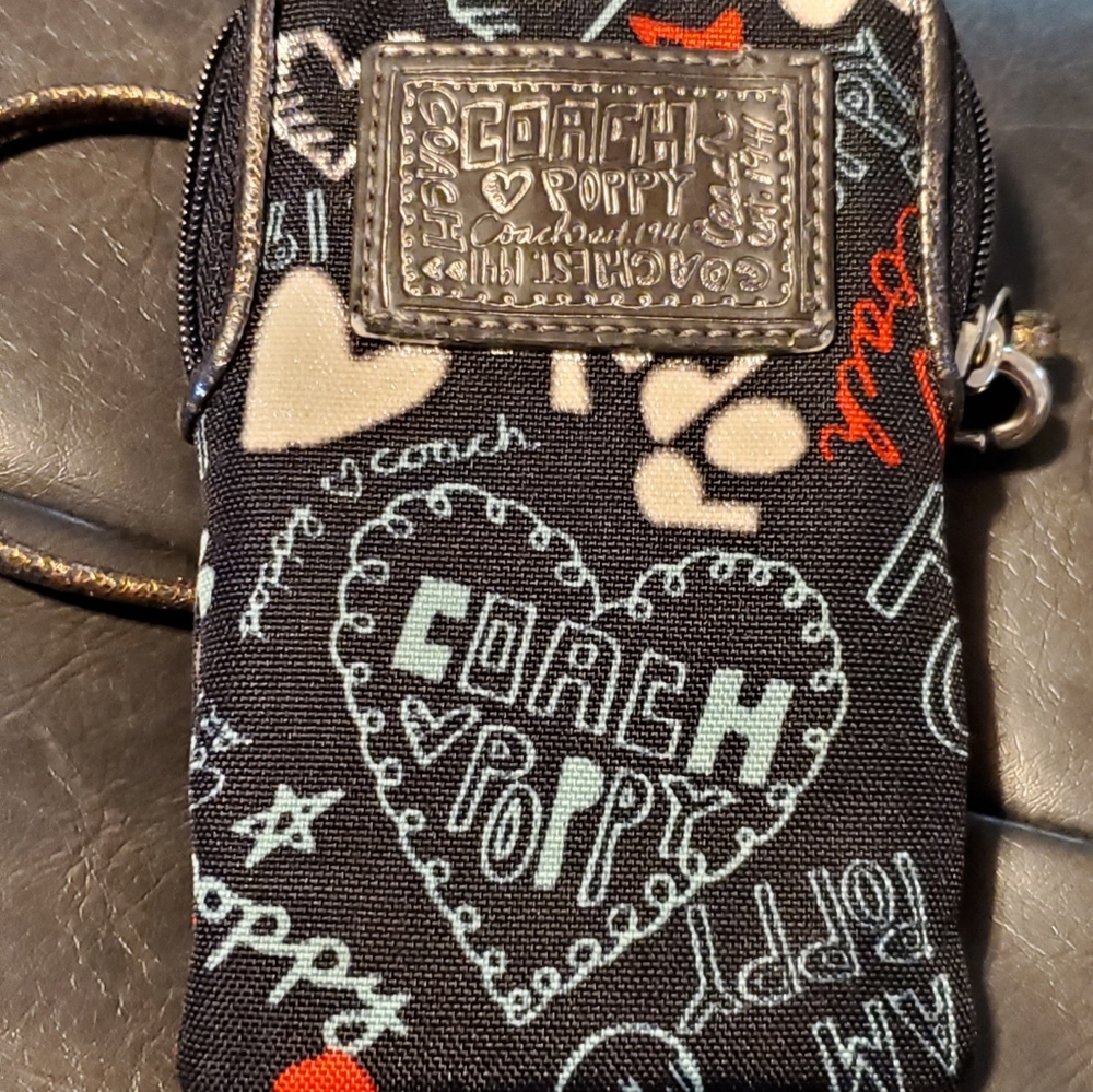 Coach wristlet wallet